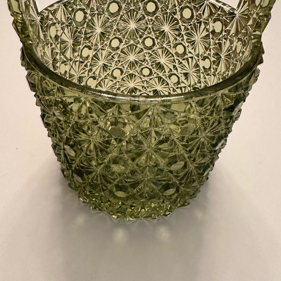 Elegant Green Patterned Glass Jar with Lid - Picture 2 of 9